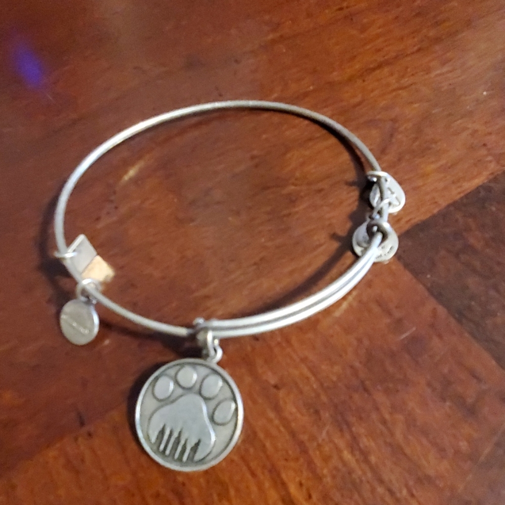 Silver bracelet